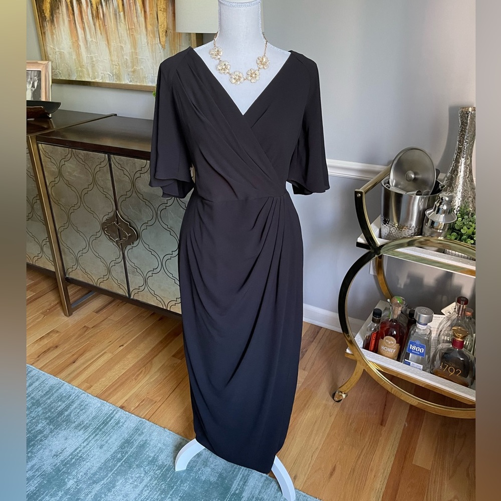 Maggie London flutter sleeve faux wrap midi dress 🖤